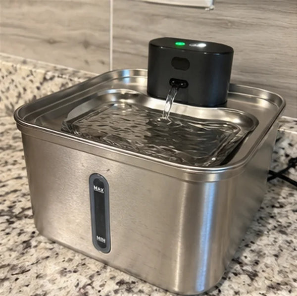 Customer photo of the Whiskerys fountain at home